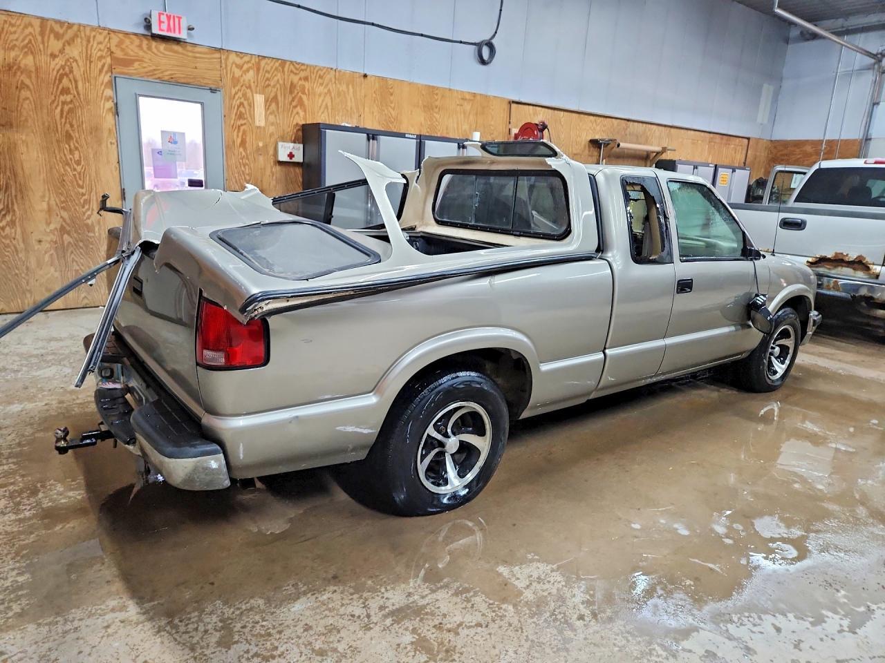 1998 Chevrolet S Truck S10 - Image 3
