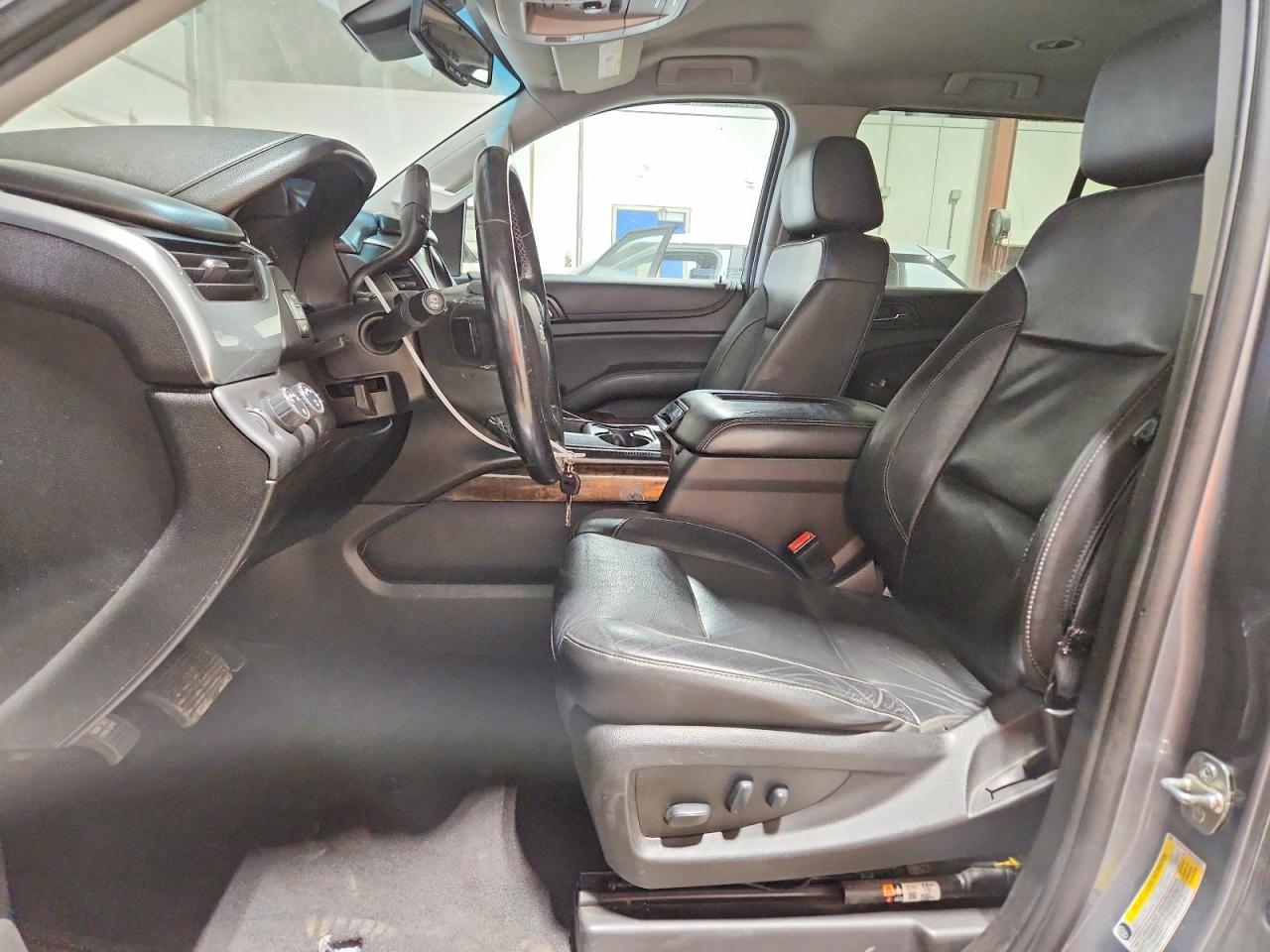 2019 Chevrolet Suburban Lt 4Wd 5.3L V8 - Фото 7