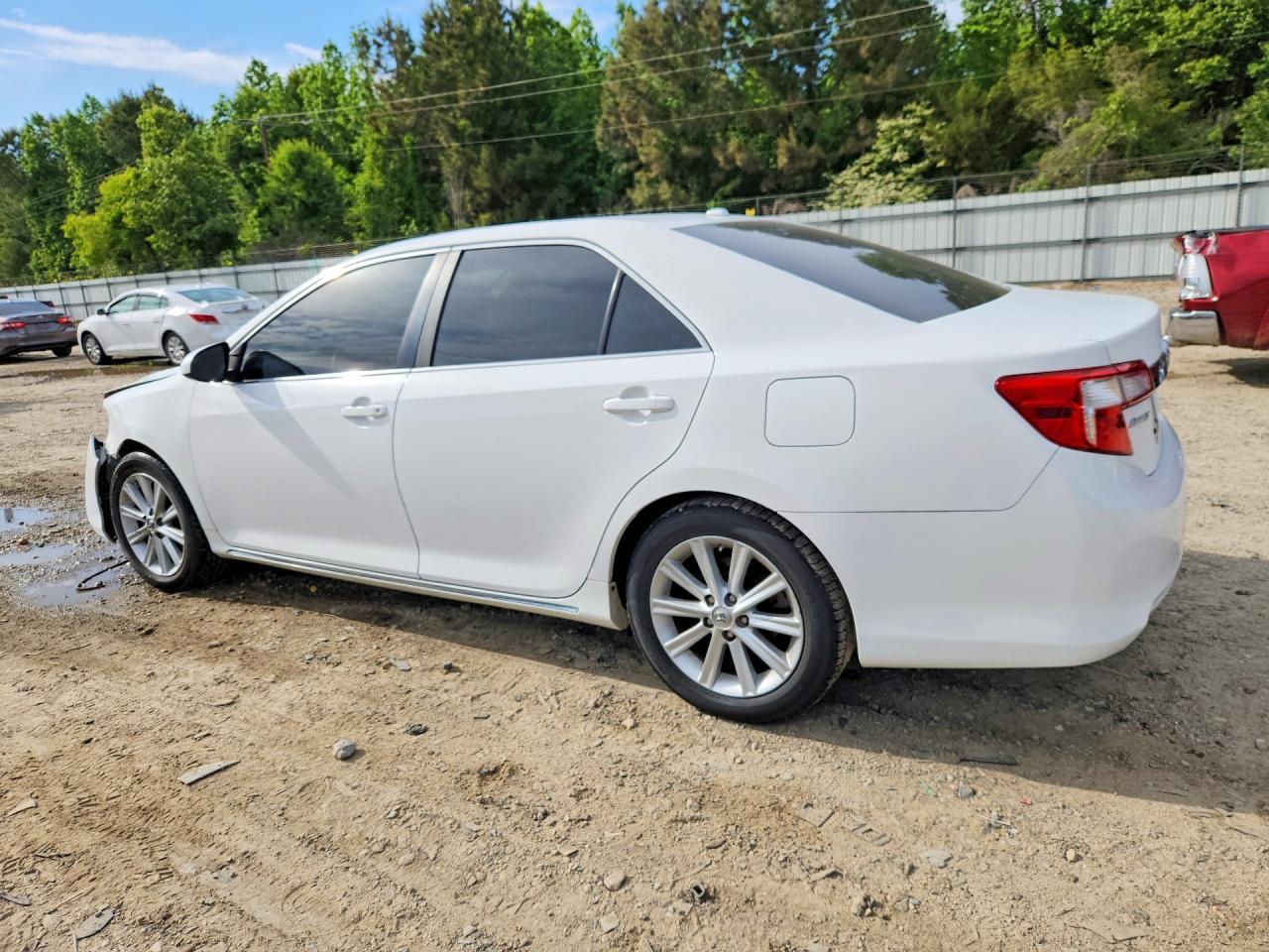 2013 Toyota Camry Xle - Фото 2