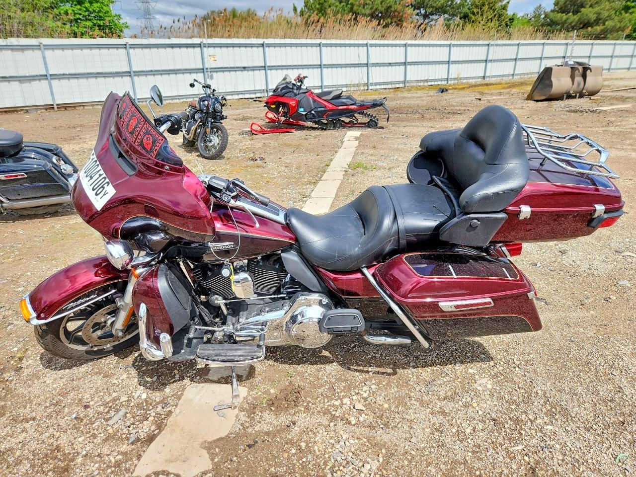 2014 Harley-Davidson Flhtcu Ultra Classic Electra Glide - Image 3