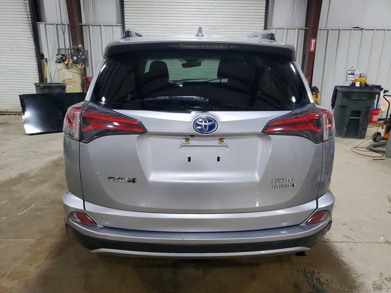 2018 Toyota Rav4 Hv Limited - Image 6