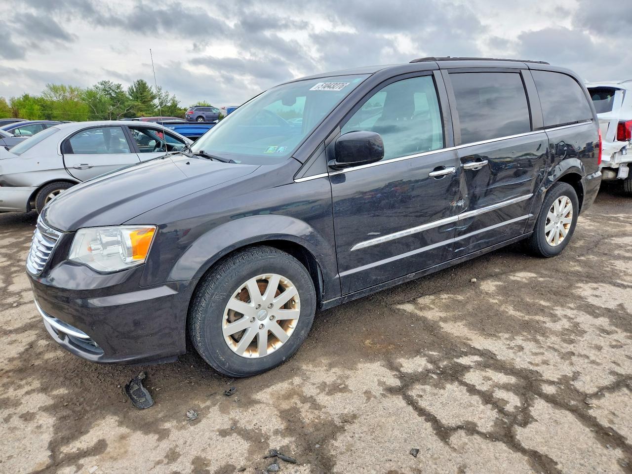 2015 Chrysler Town & Country Touring