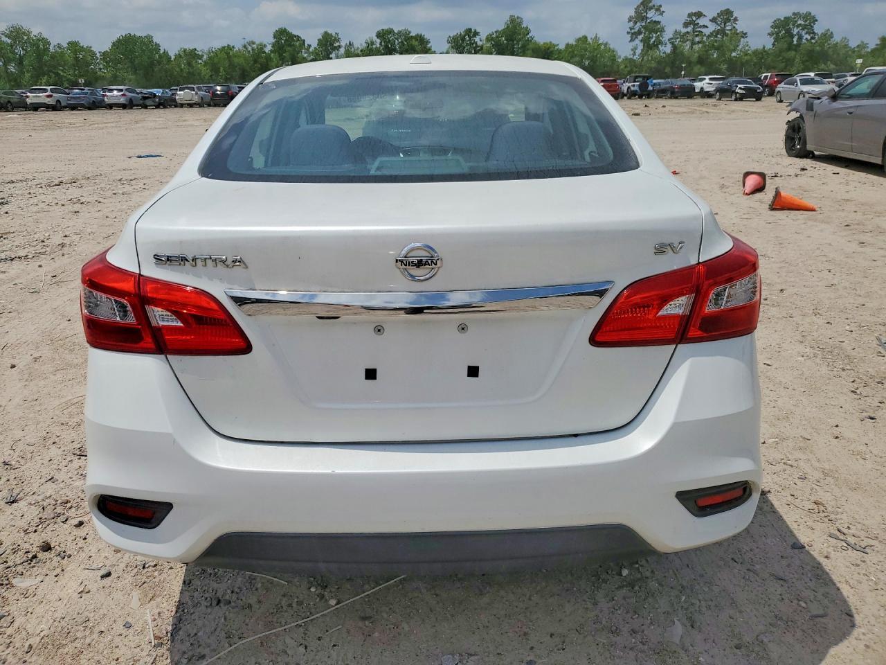 2017 Nissan Sentra Sv - Фото 6