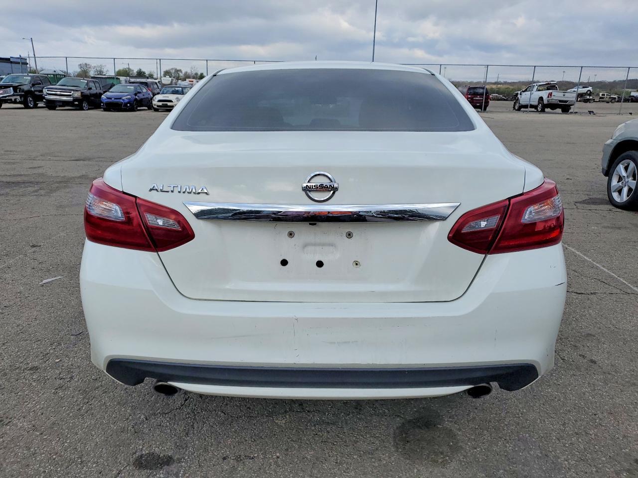 2018 Nissan Altima 2.5 S - Фото 6
