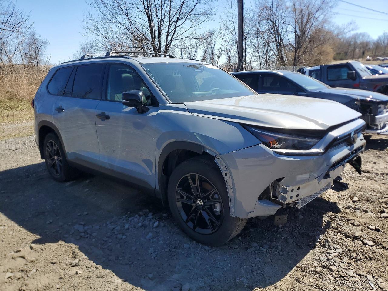 2025 Toyota Grand Highlander Hybrid Nightshade - Image 4