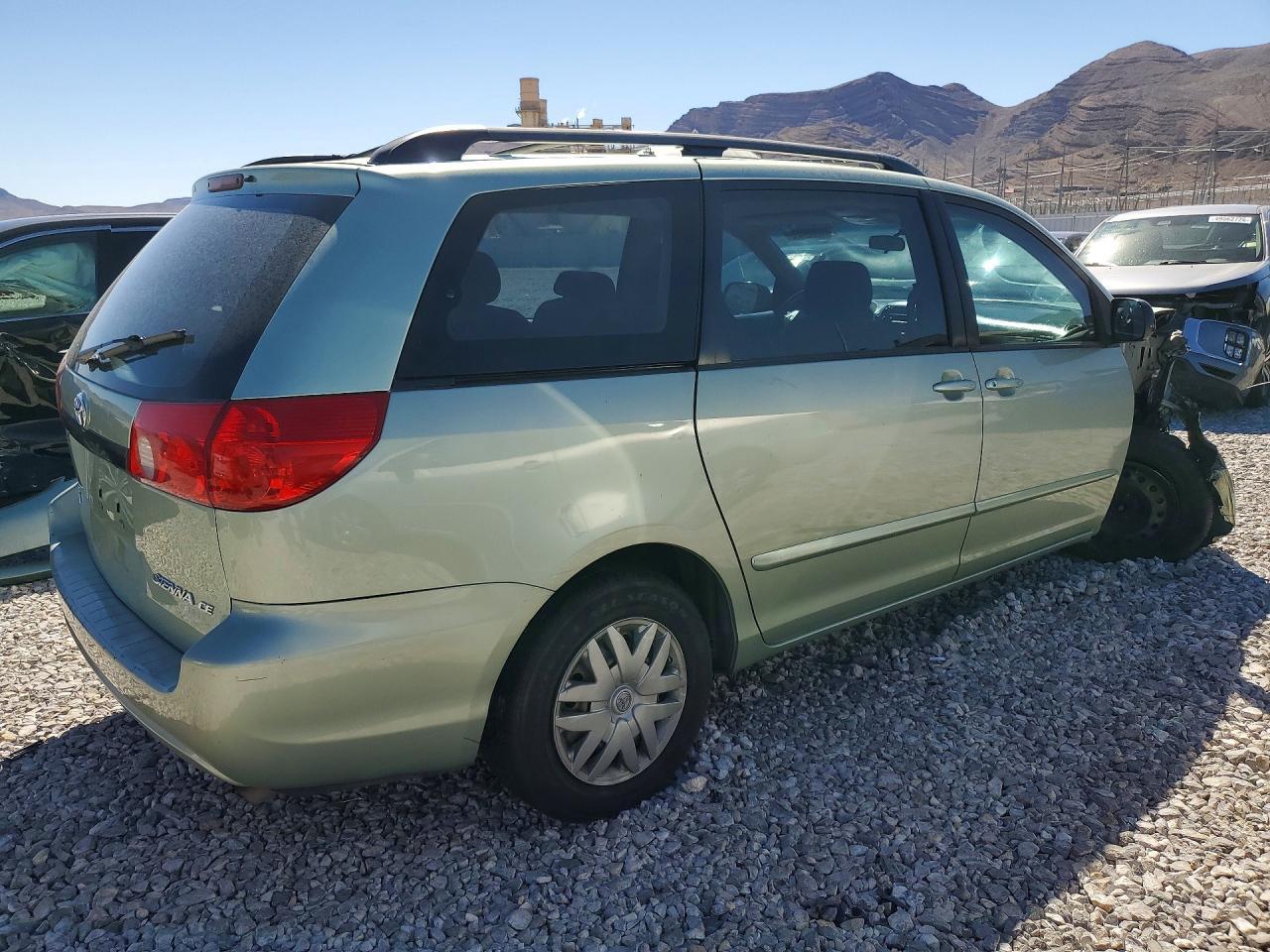 2008 Toyota Sienna Van 2Wd - Фото 3