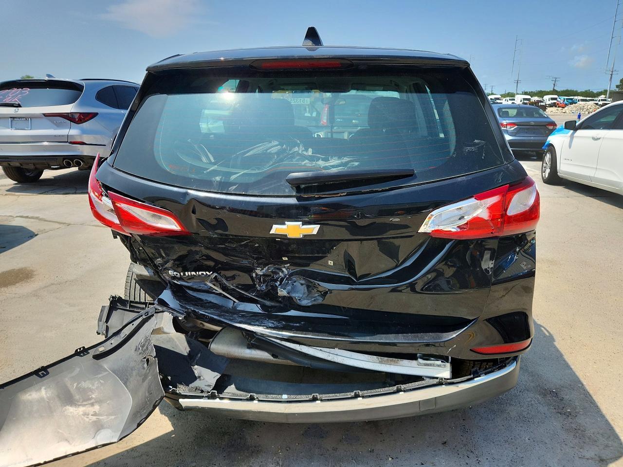 2018 Chevrolet Equinox Ls - Фото 6
