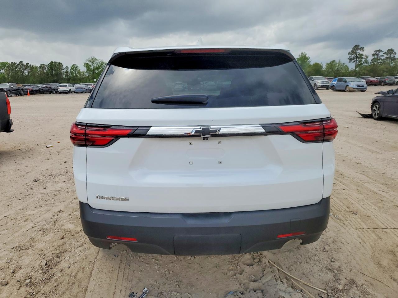 2023 Chevrolet Traverse Ls - Фото 6