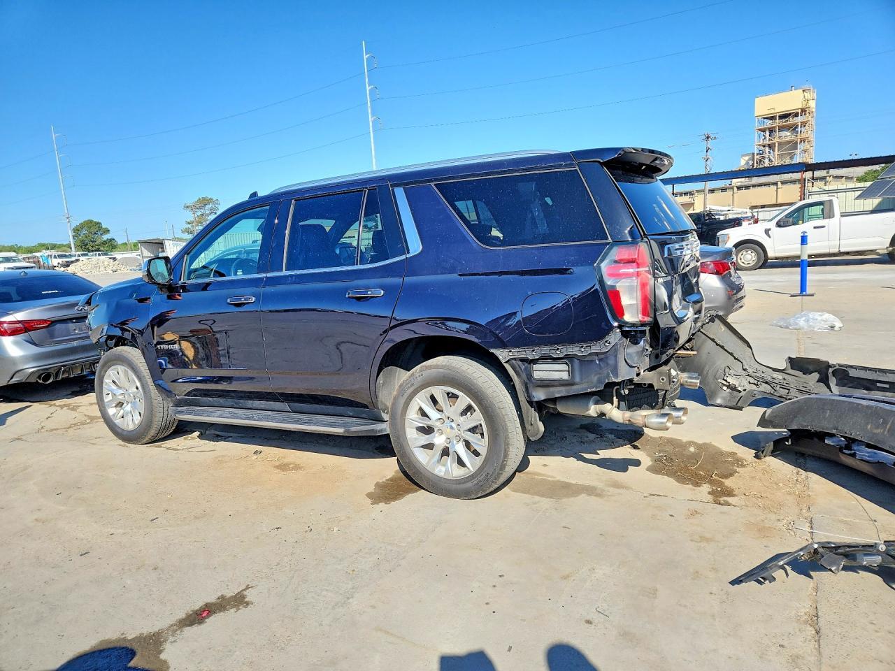 2023 Chevrolet Tahoe C1500 Premier - Фото 2