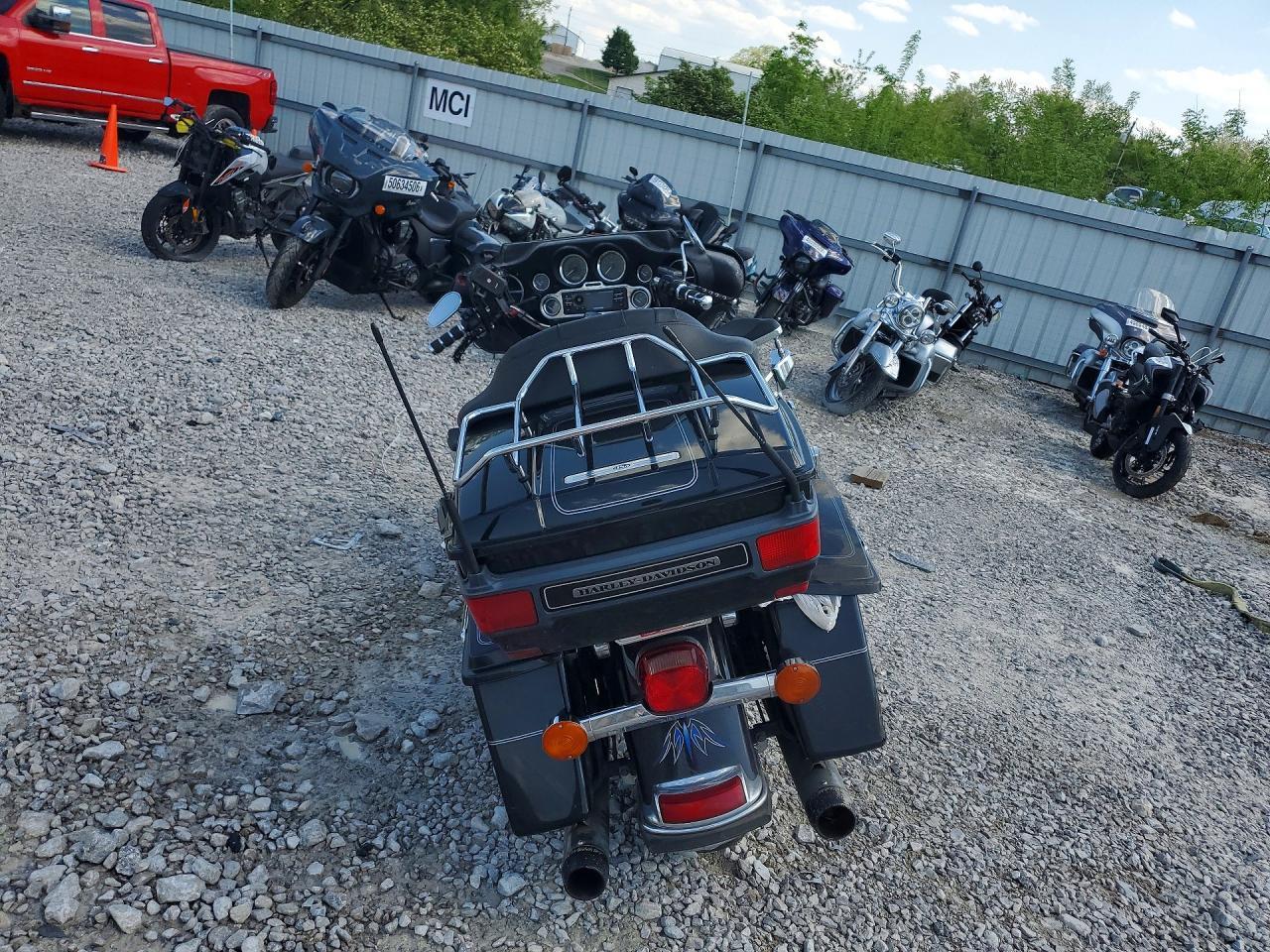2009 Harley-Davidson Flhtcu - Фото 4