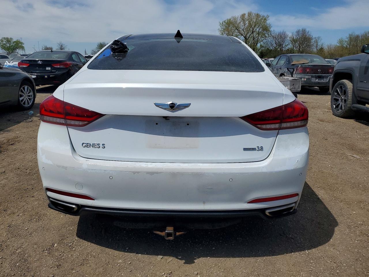 2015 Hyundai Genesis 3.8L - Image 6