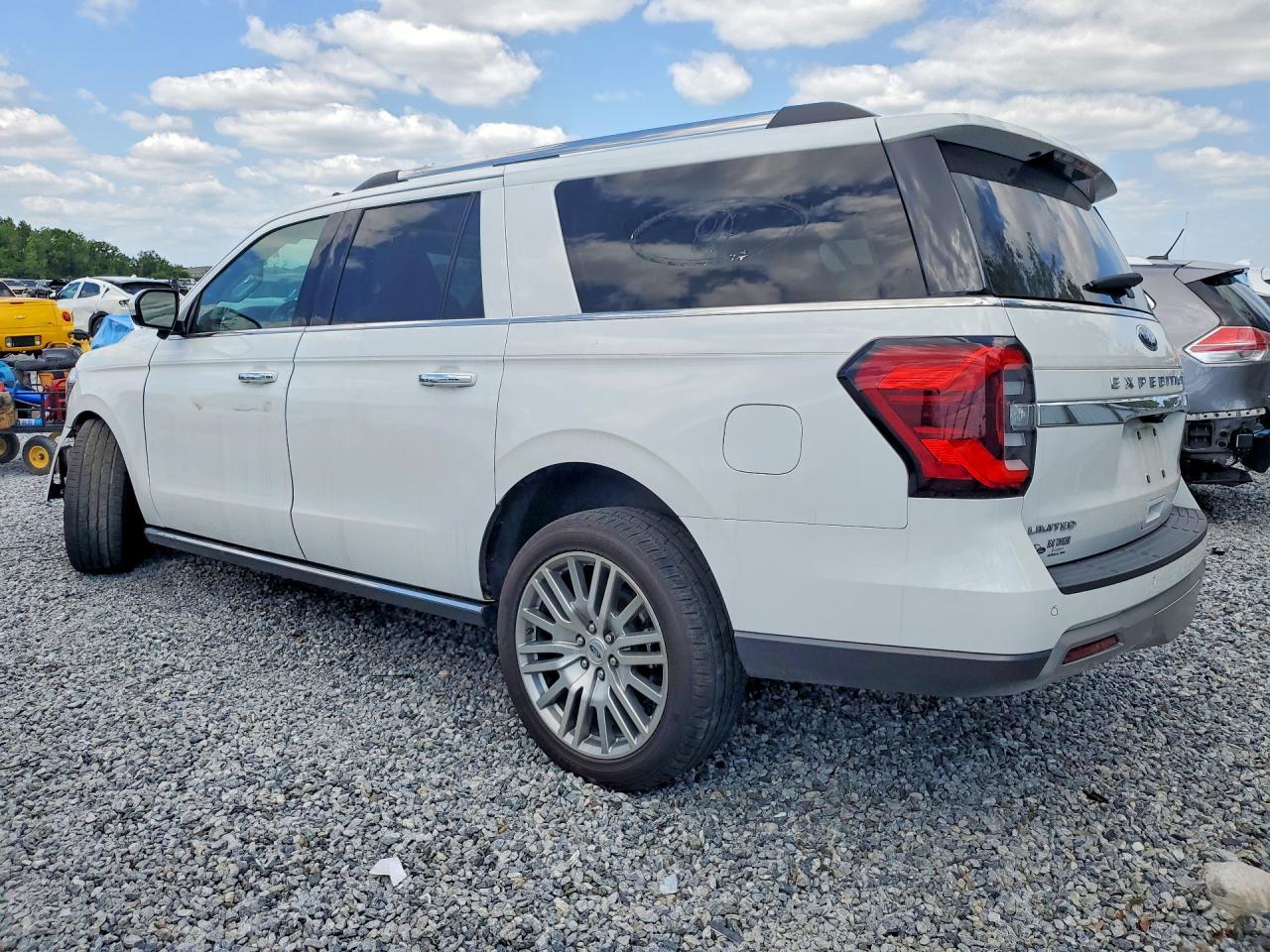 2023 Ford Expedition Max Limited - Image 2