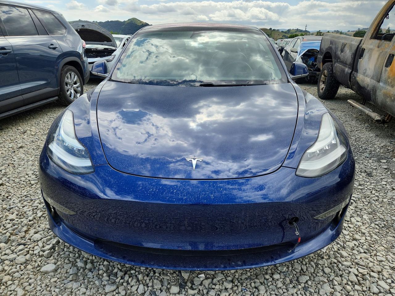 2018 Tesla Model 3 - Фото 5
