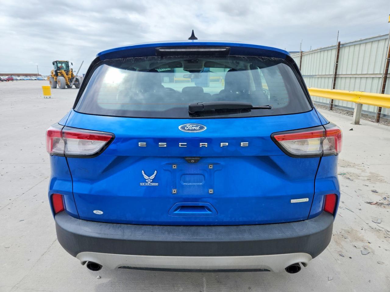 2020 Ford Escape S - Image 6