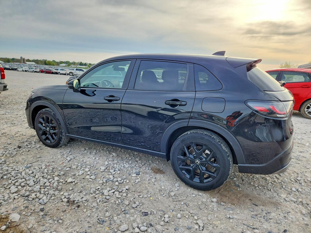 2025 Honda Hr-V Sport - Фото 2