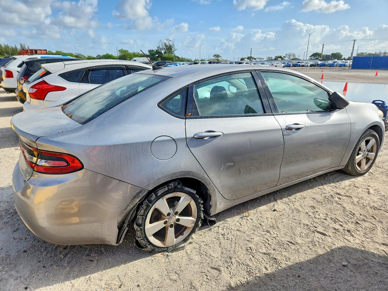 2015 Dodge Dart Sxt - Фото 3
