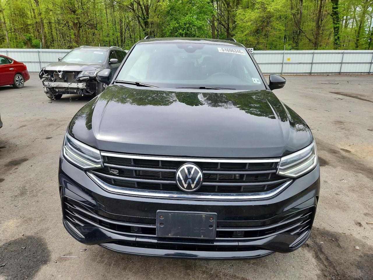 2024 Volkswagen Tiguan Se R-Line Black - Image 5