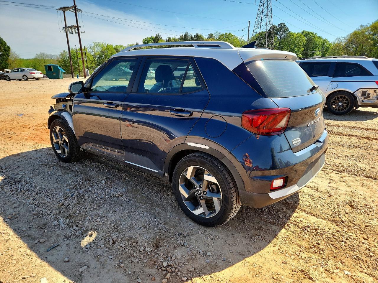 2020 Hyundai Venue Denim - Image 2