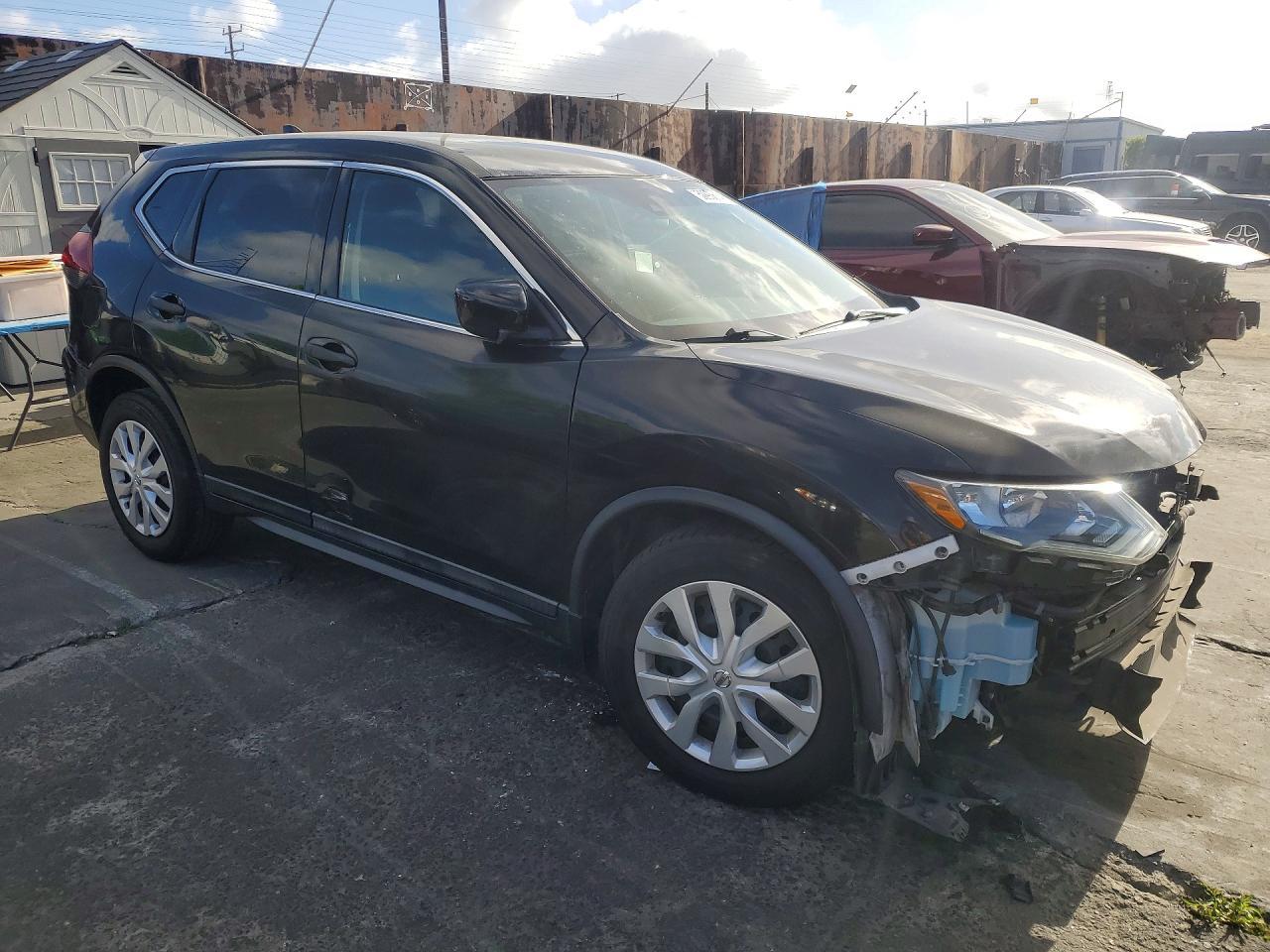 2019 Nissan Rogue S - Image 4