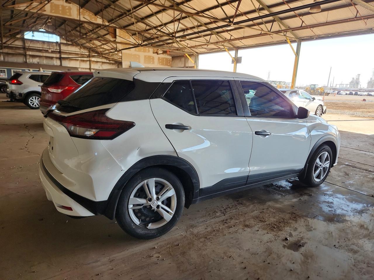 2024 Nissan Kicks S - Фото 3