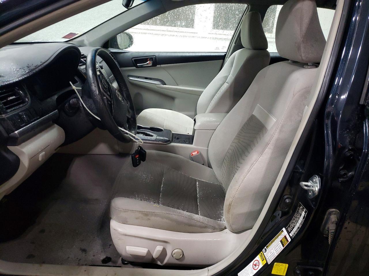 2012 Toyota Camry Hybrid Xle - Image 7