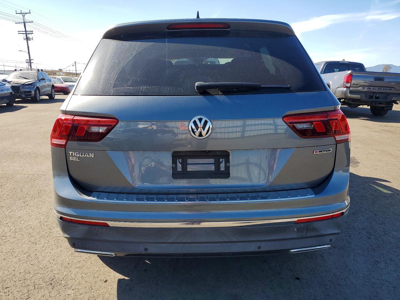 2019 Volkswagen Tiguan Sel Premium - Фото 6