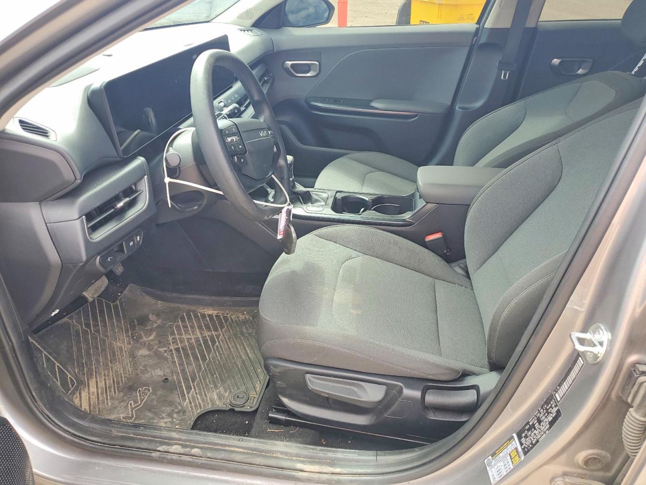 2025 Kia K4 Lxs - Image 7