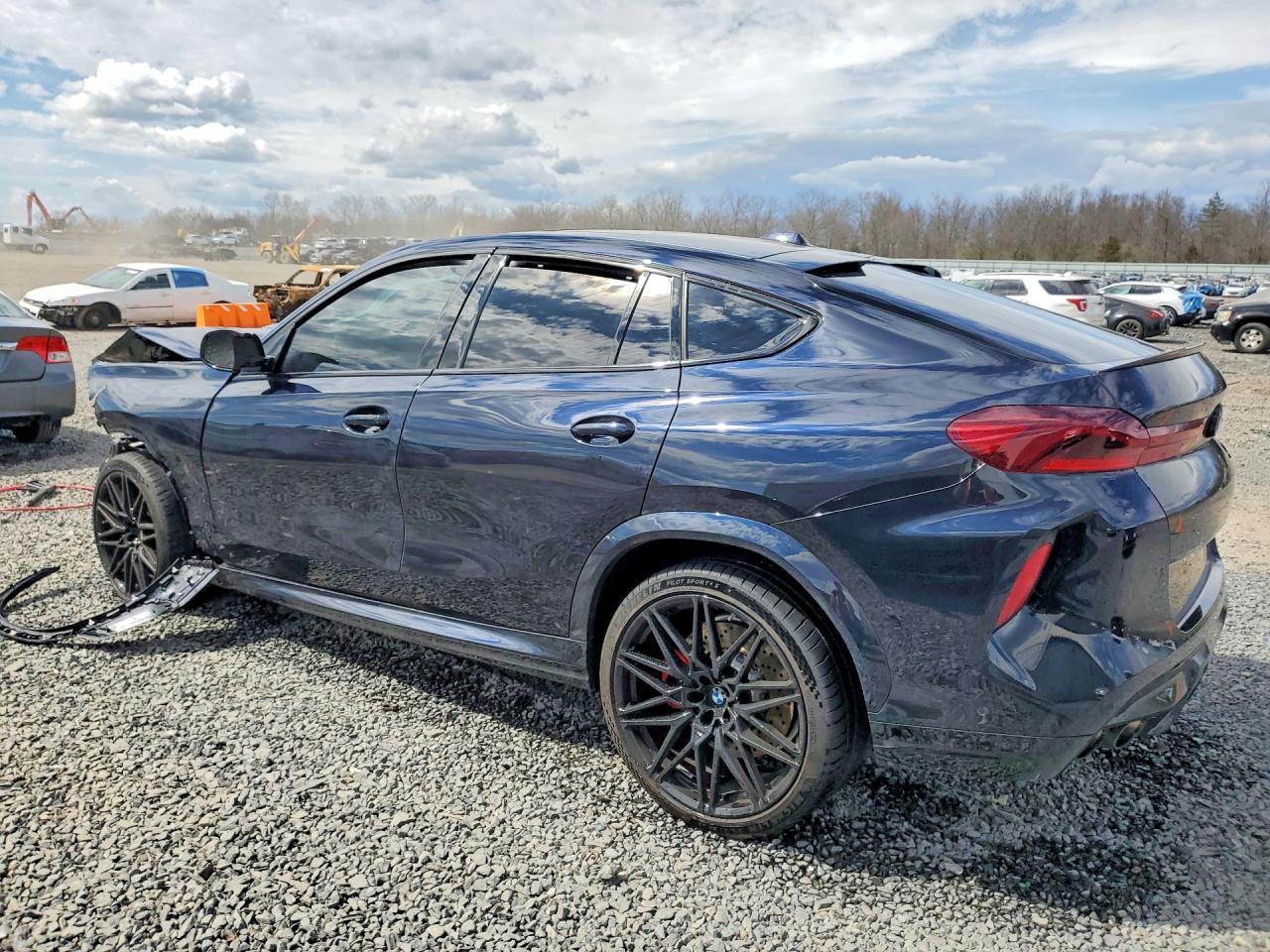 2025 BMW X6 M Competition - Фото 2