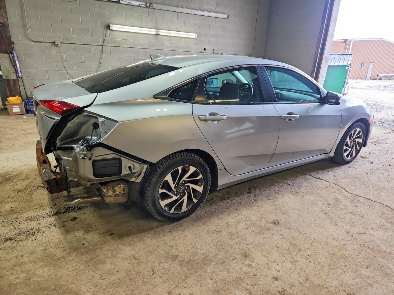 2018 Honda Civic Ex - Фото 3