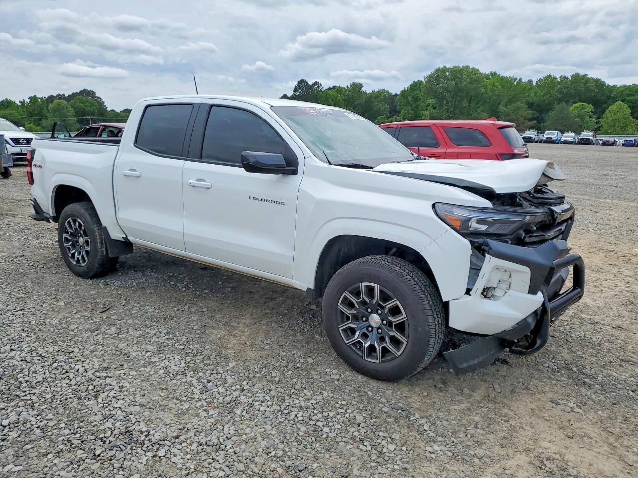 2024 Chevrolet Colorado Lt - Image 4