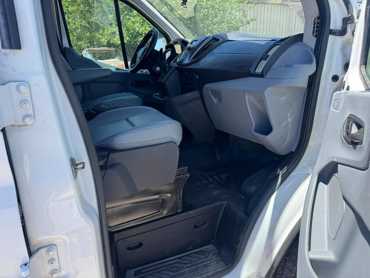 2017 Ford Transit T-250 - Image 6