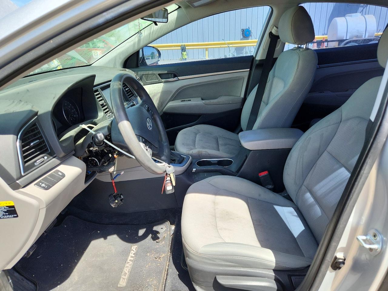 2017 Hyundai Elantra Se - Фото 7