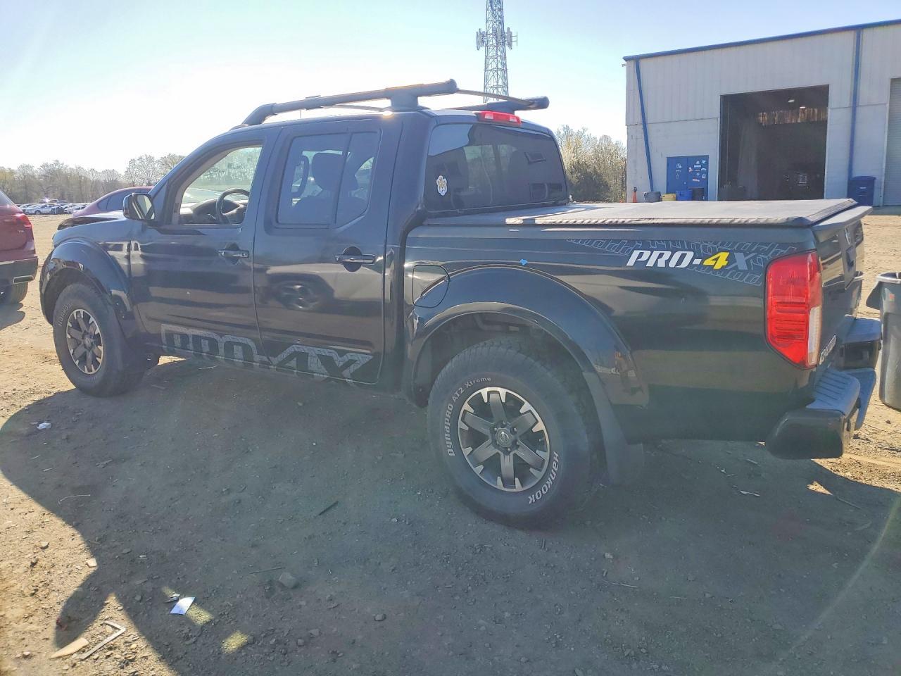 2017 Nissan Frontier Pro-4X - Image 2