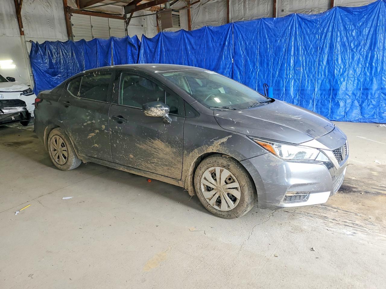 2021 Nissan Versa S - Image 4