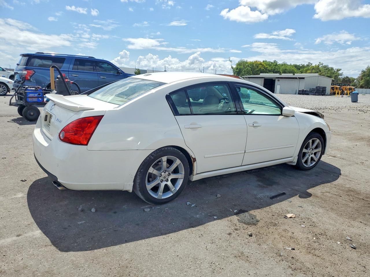 2008 Nissan Maxima 3.5 Se - Фото 3
