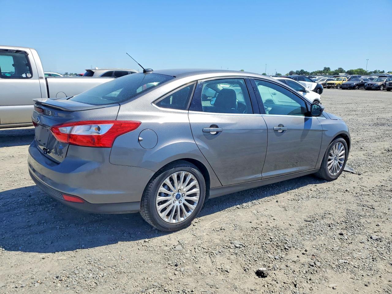 2012 Ford Focus Titanium - Фото 3