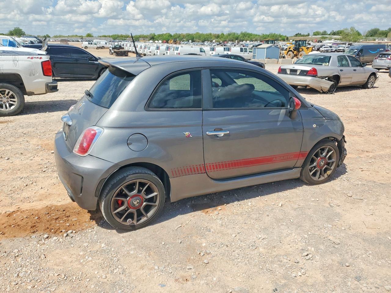 2013 Fiat 500 Abarth - Фото 3