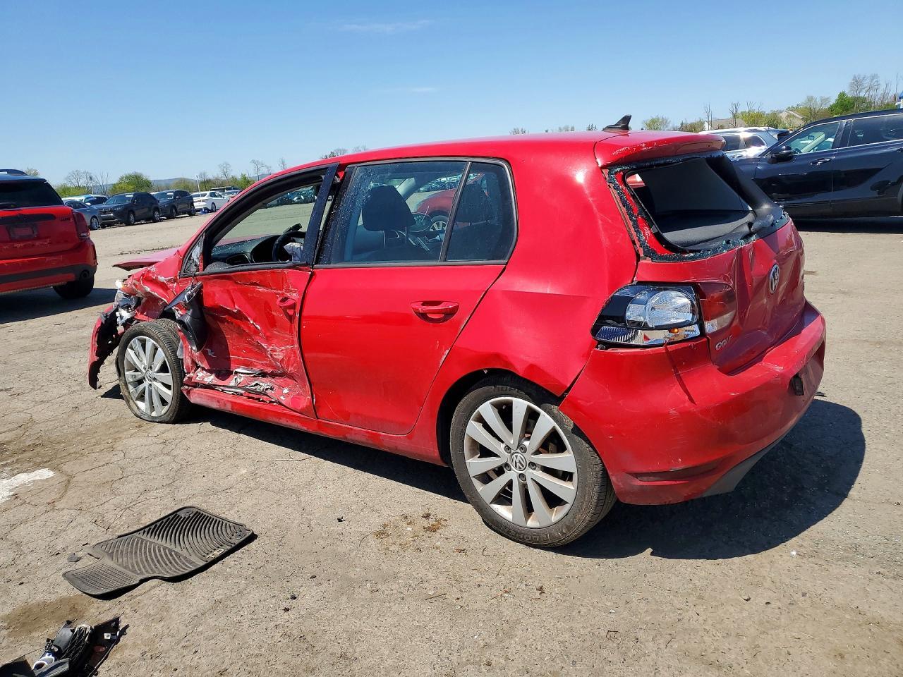 2012 Volkswagen Golf - Фото 2