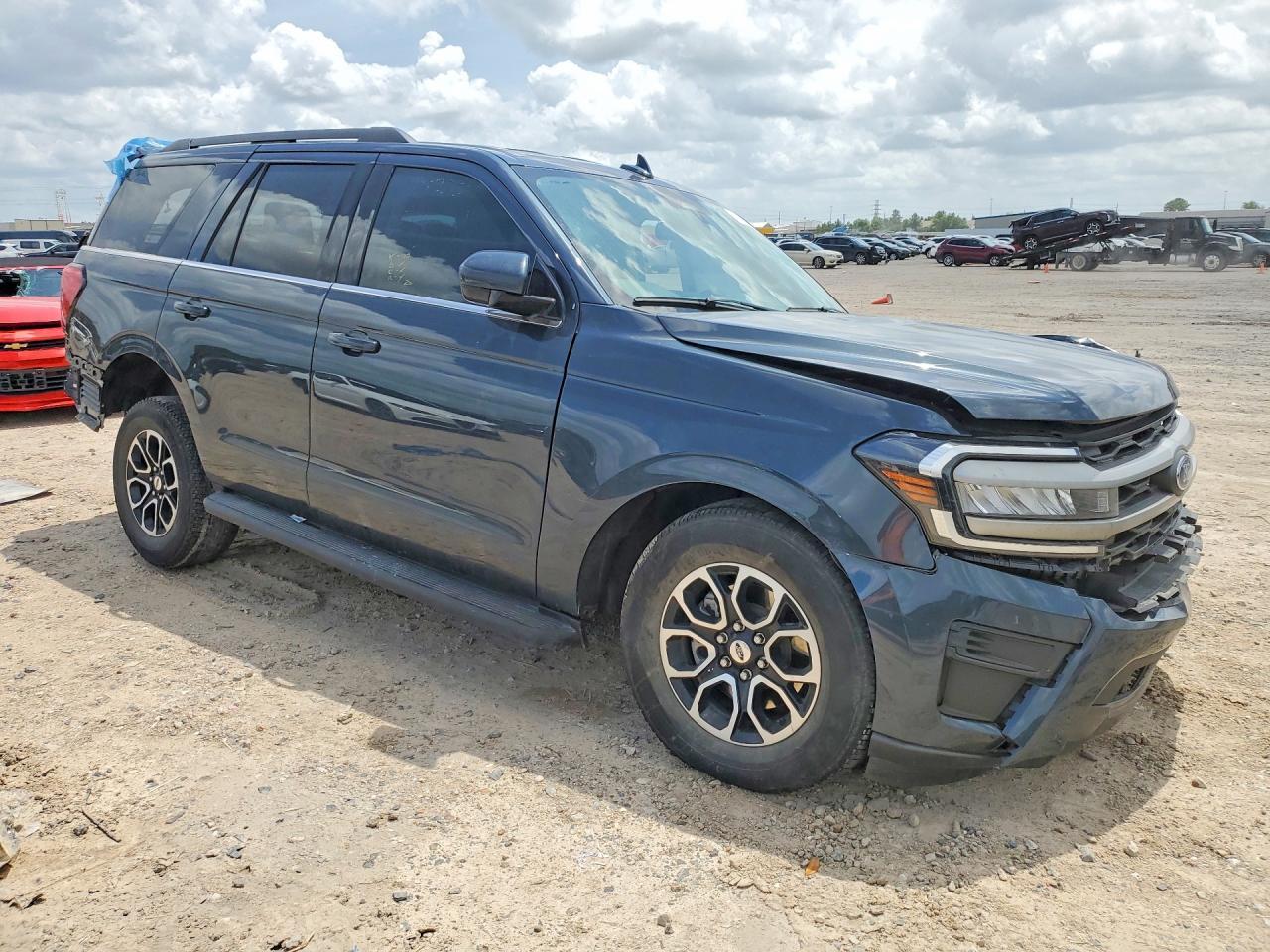 2024 Ford Expedition Xlt - Image 4