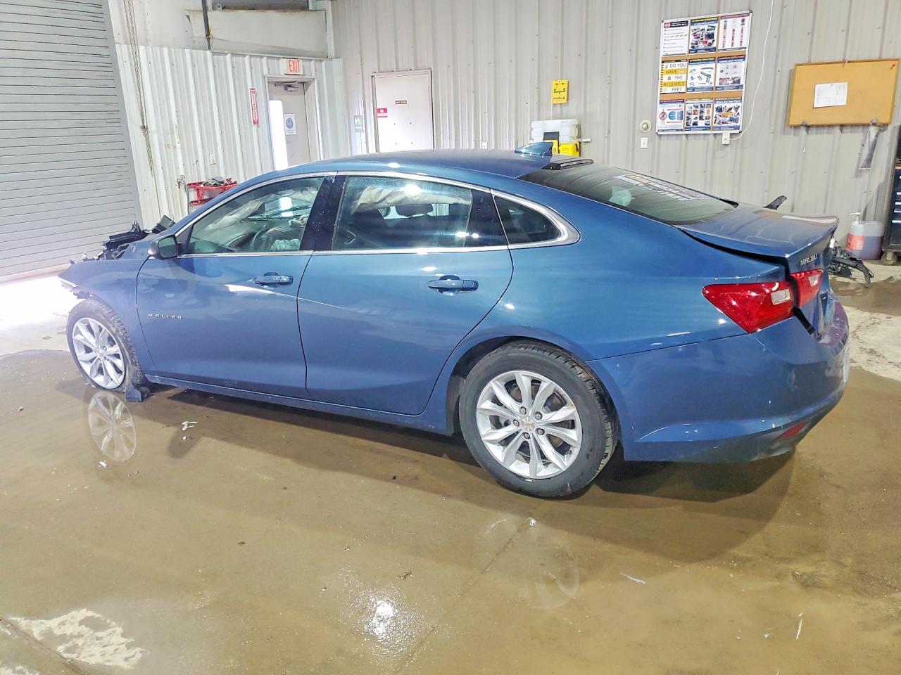 2025 Chevrolet Malibu Lt - Фото 2