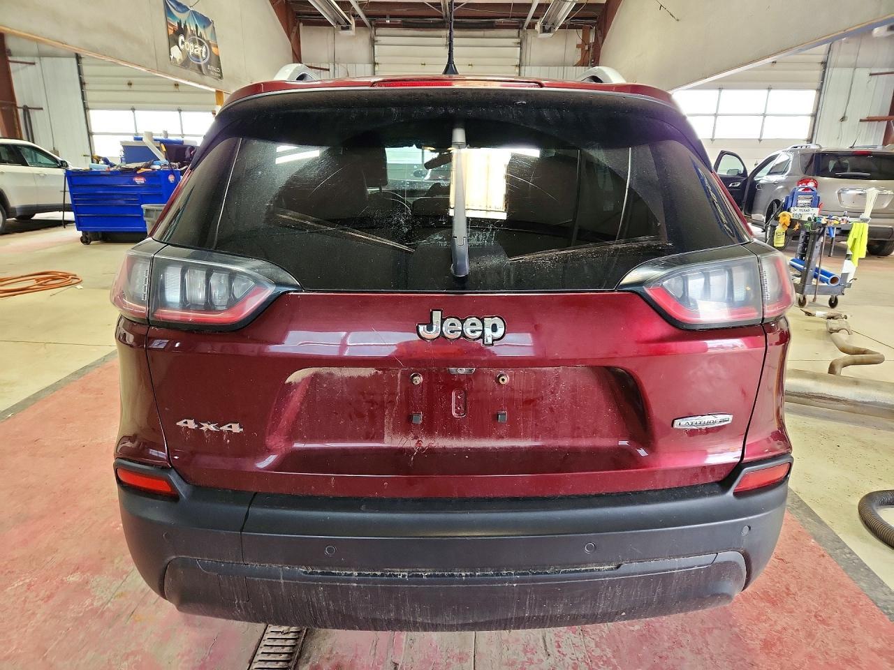2019 Jeep Cherokee Latitude Plus - Фото 6
