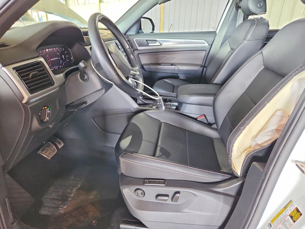 2022 Volkswagen Atlas Cross Sport Sel R-Line - Фото 7
