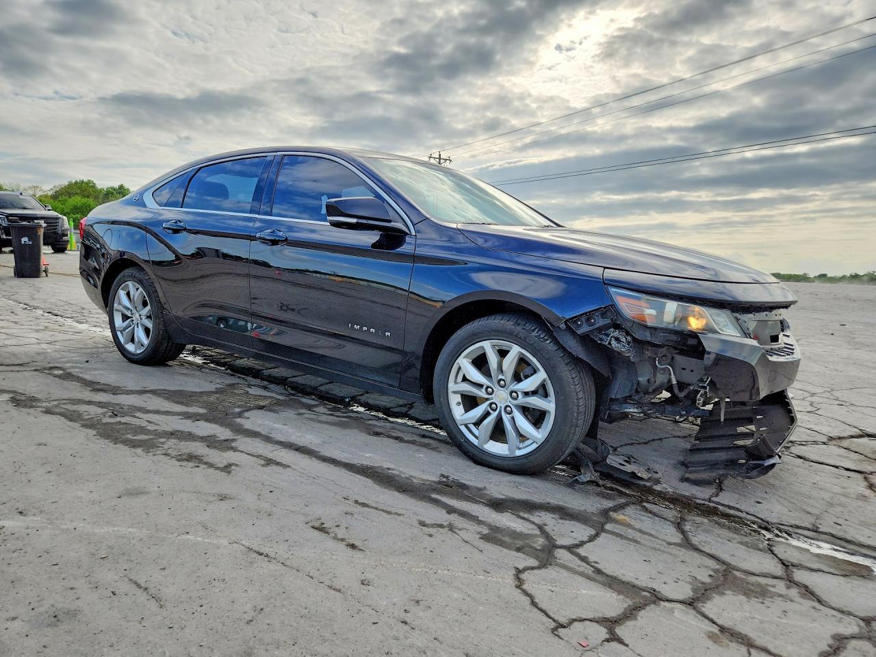 2017 Chevrolet Impala Lt - Image 4