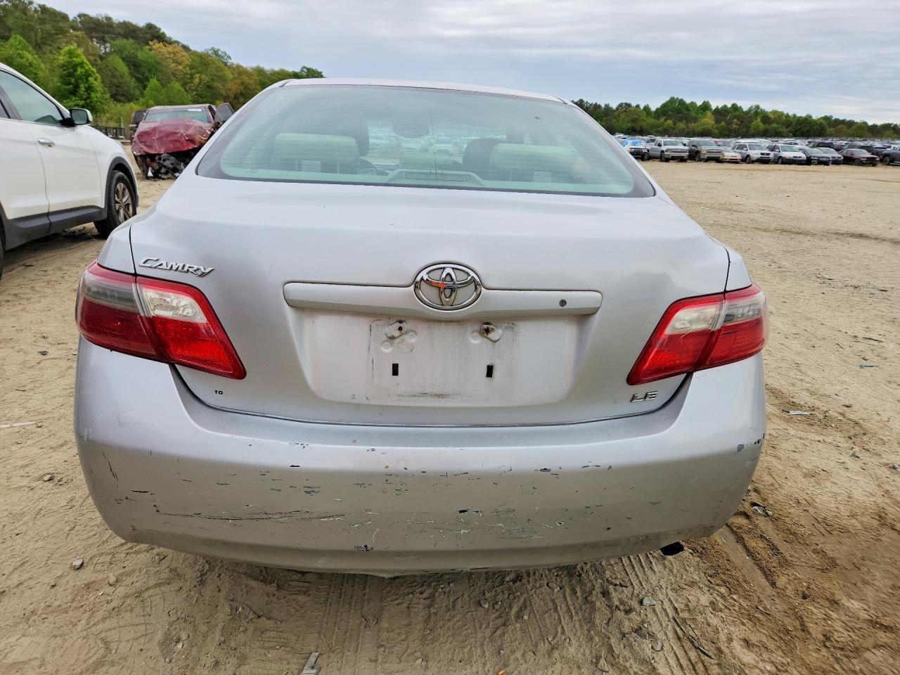 2007 Toyota Camry Le - Фото 6