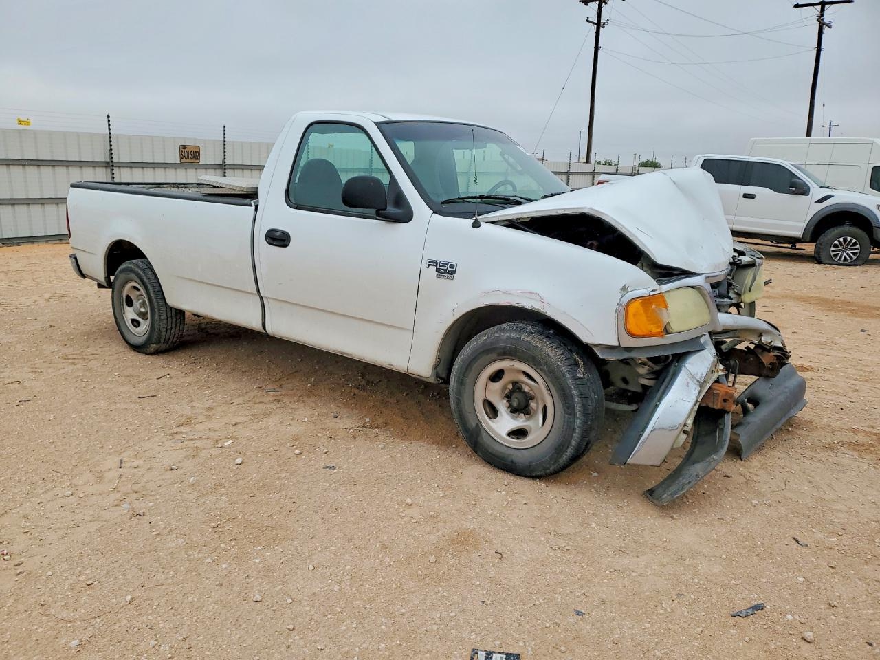 2004 Ford F-150 Heritage Classic - Image 4