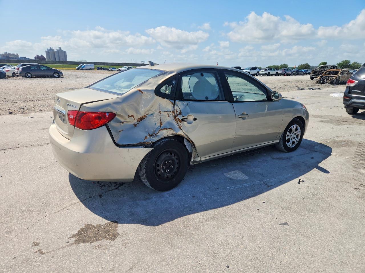 2010 Hyundai Elantra Gls - Image 3