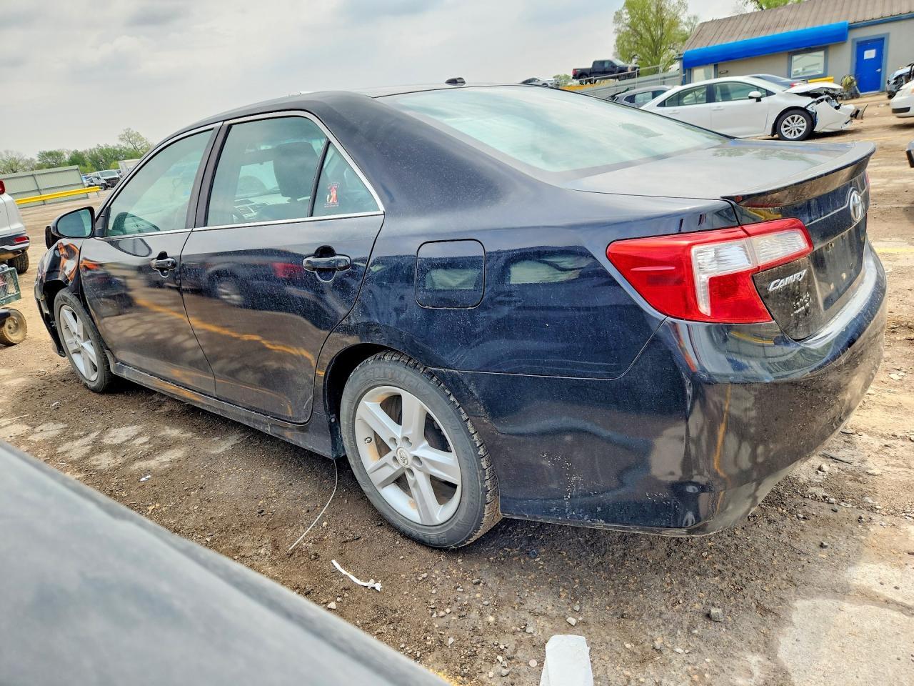 2012 Toyota Camry Se - Фото 2