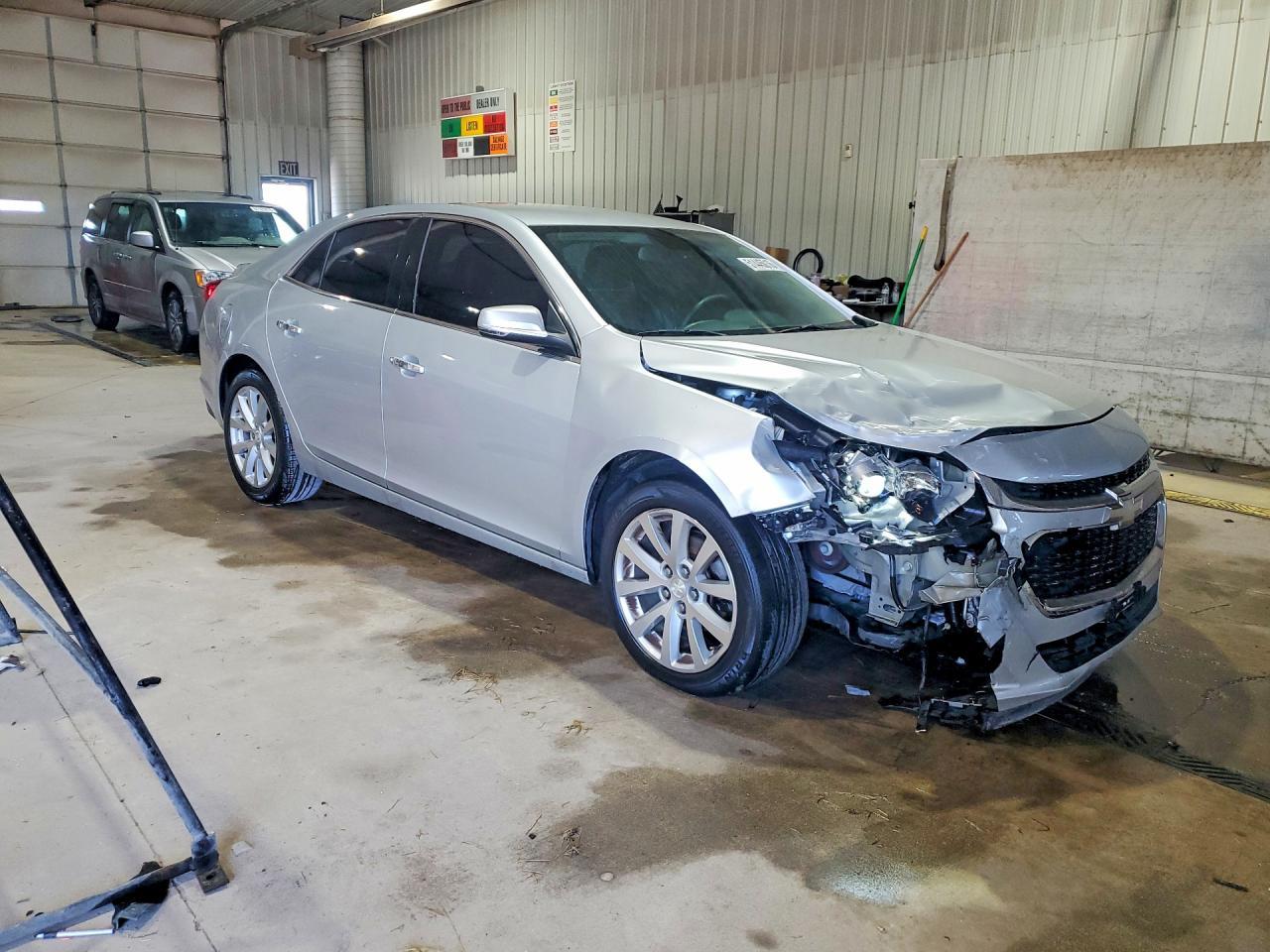 2016 Chevrolet Malibu Limited Ltz - Image 4