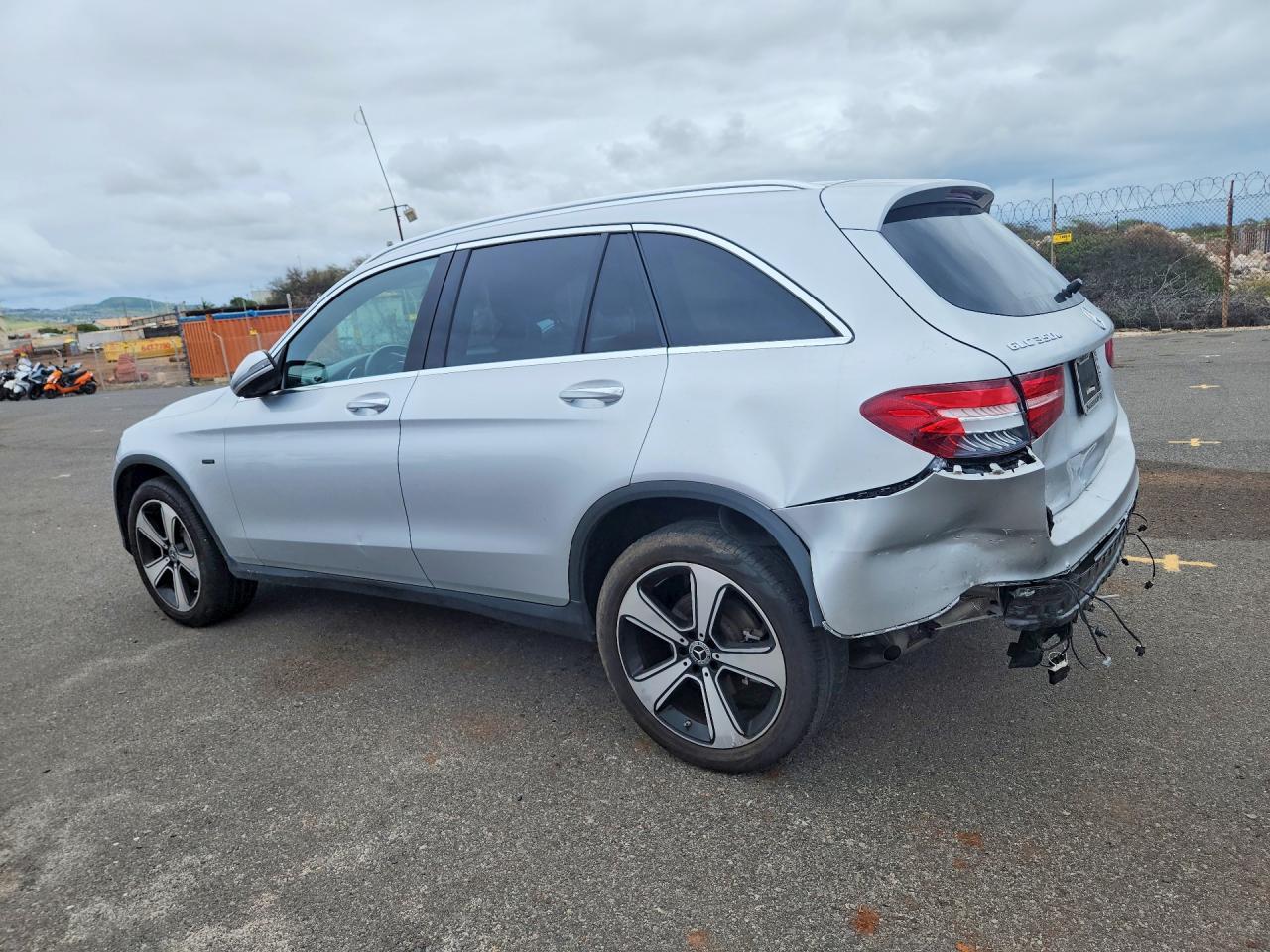 2019 Mercedes-Benz Glc 350E - Фото 2