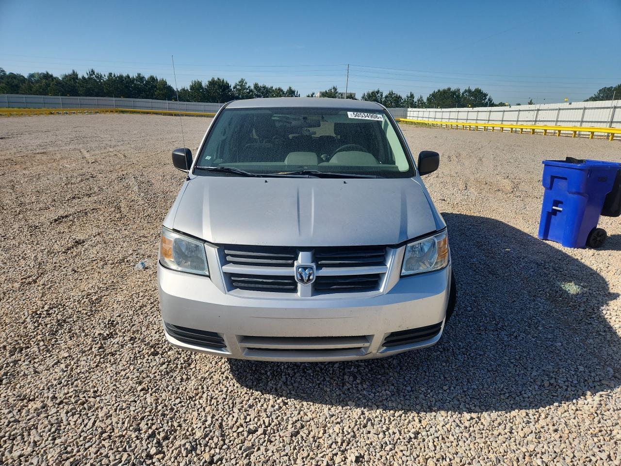 2010 Dodge Grand Caravan Se - Image 5